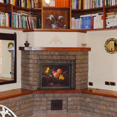 Bed and breakfast Angela Garden 3*